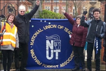NUT members at Monoux college, east London, photo Martin Reynolds