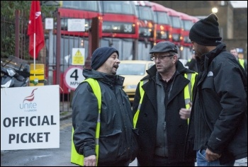 Striking bus drivers in January 2015, photo Paul Mattsson